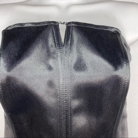 Victoria's Secret, Victoria's Secret Incredible Max High Impact Sport Br… - Picture 2 of 8